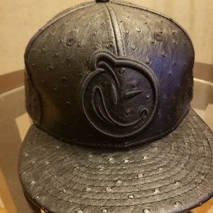New Era (Yums) leather snap back